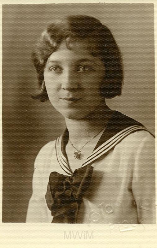 KKE 3796-1.jpg - Halina Mitarnowska, Płock, 1928 r.